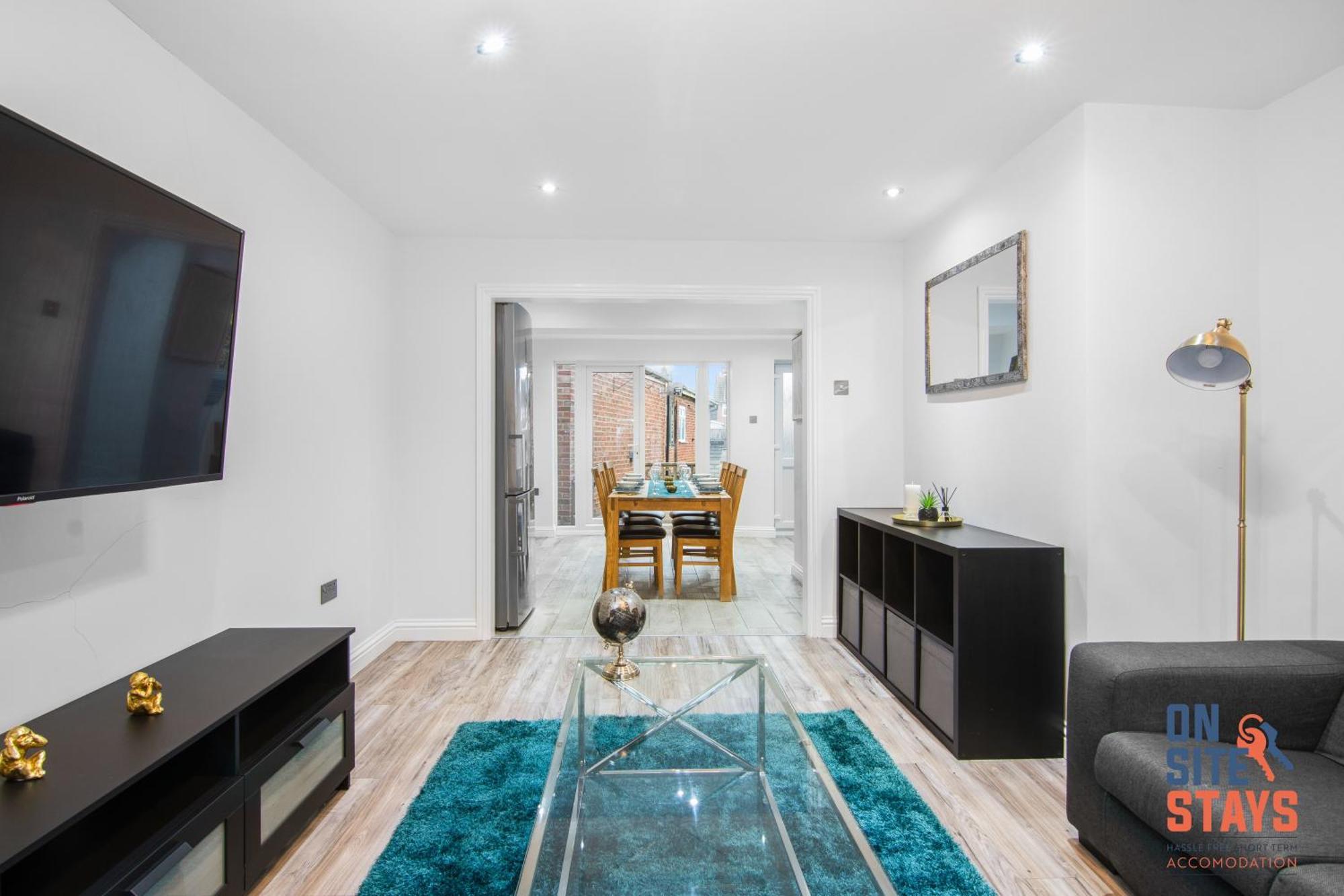Onsitestays - Spacious 3 Bed House With Garden, Wifi & 4 Plus Parking Gravesend Esterno foto