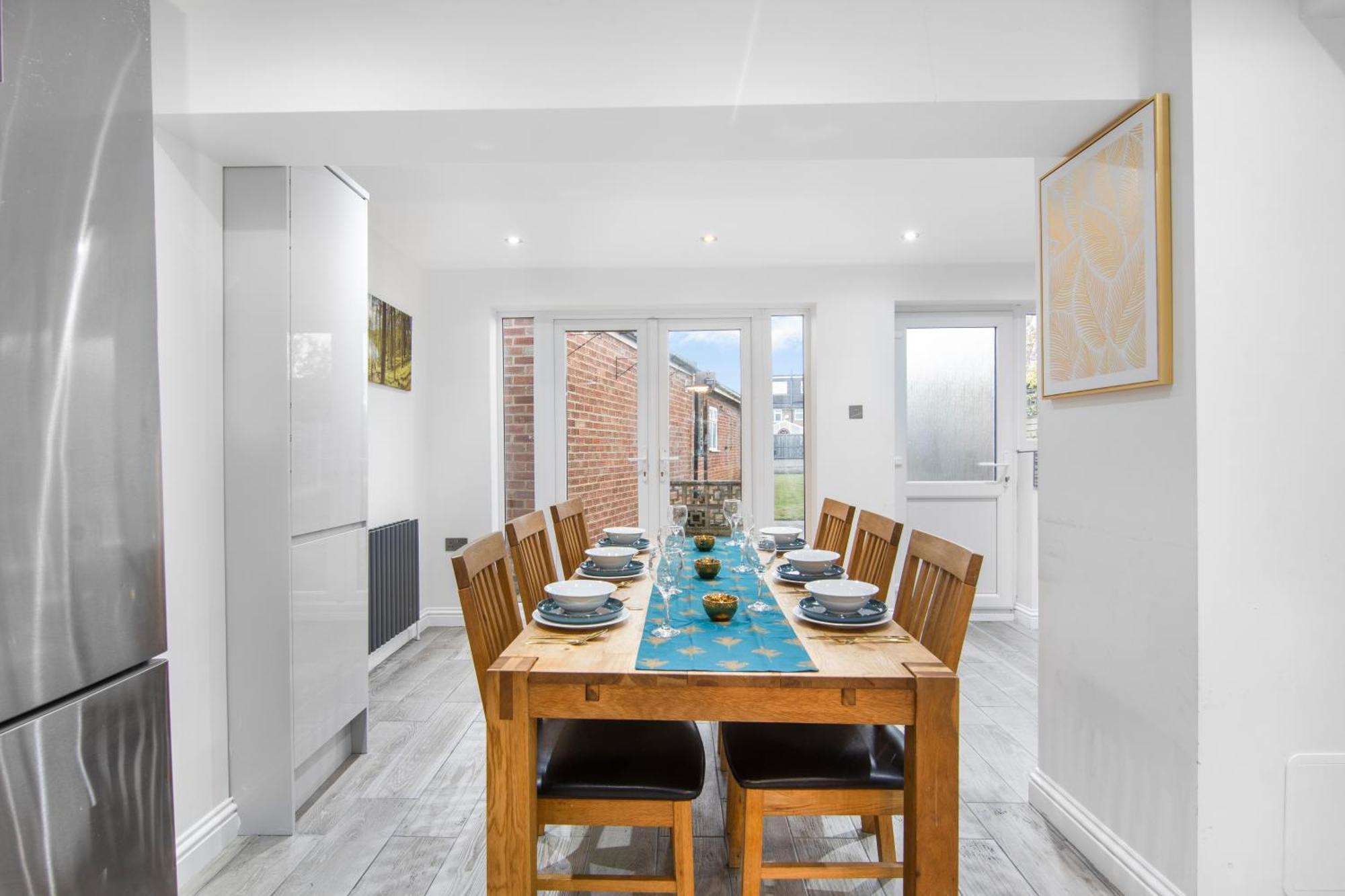 Onsitestays - Spacious 3 Bed House With Garden, Wifi & 4 Plus Parking Gravesend Esterno foto